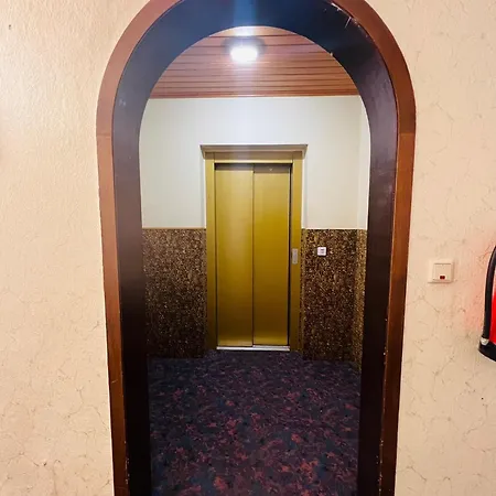 Steinhoff Hotel 2*