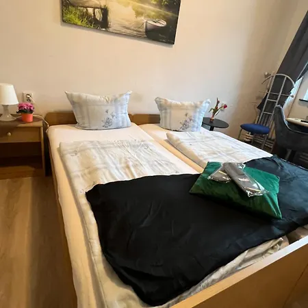 Steinhoff 2*