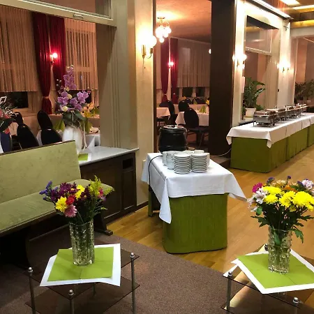 Steinhoff Hotel 2*